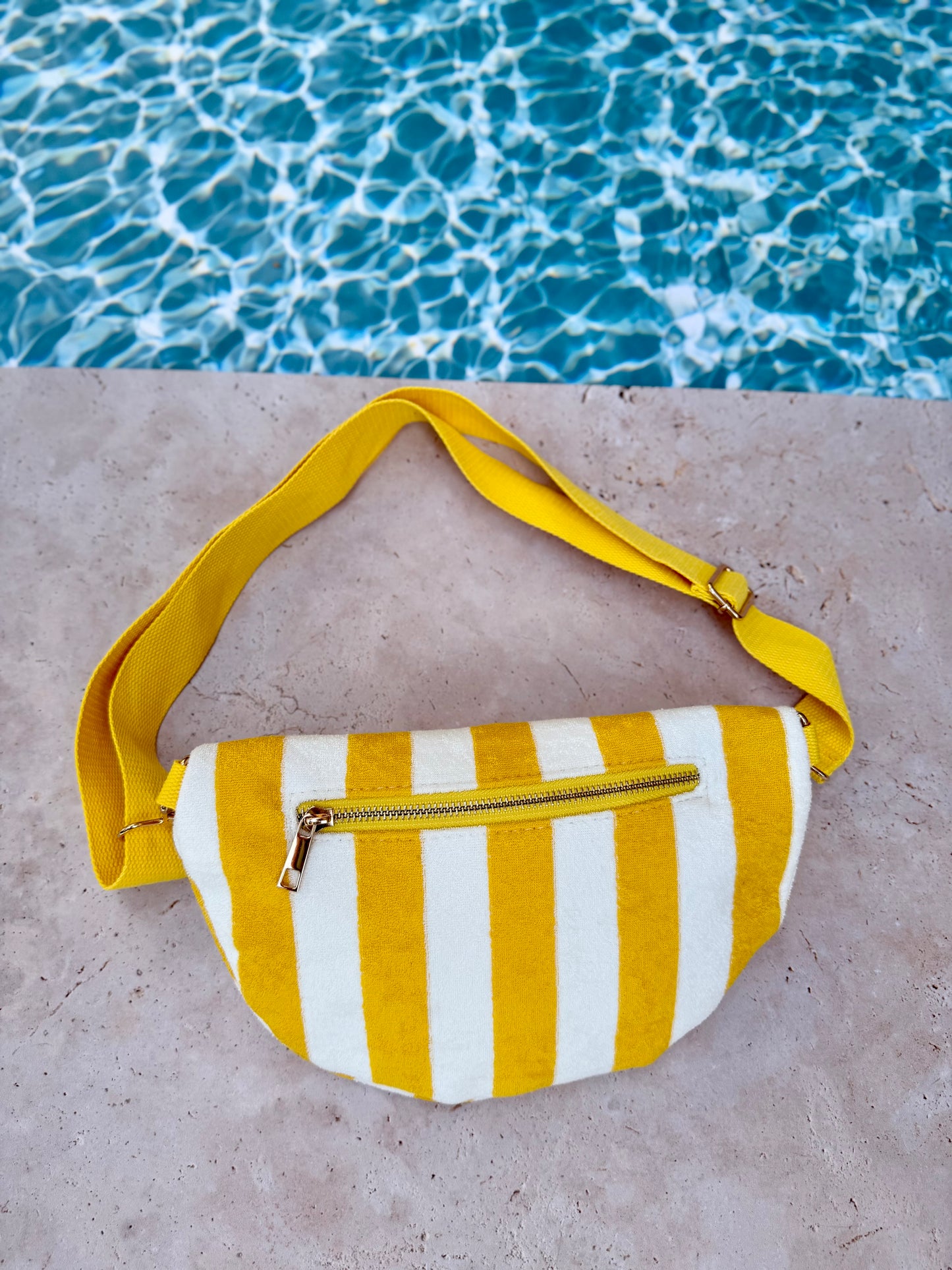 Banane Stripes jaune ☀️