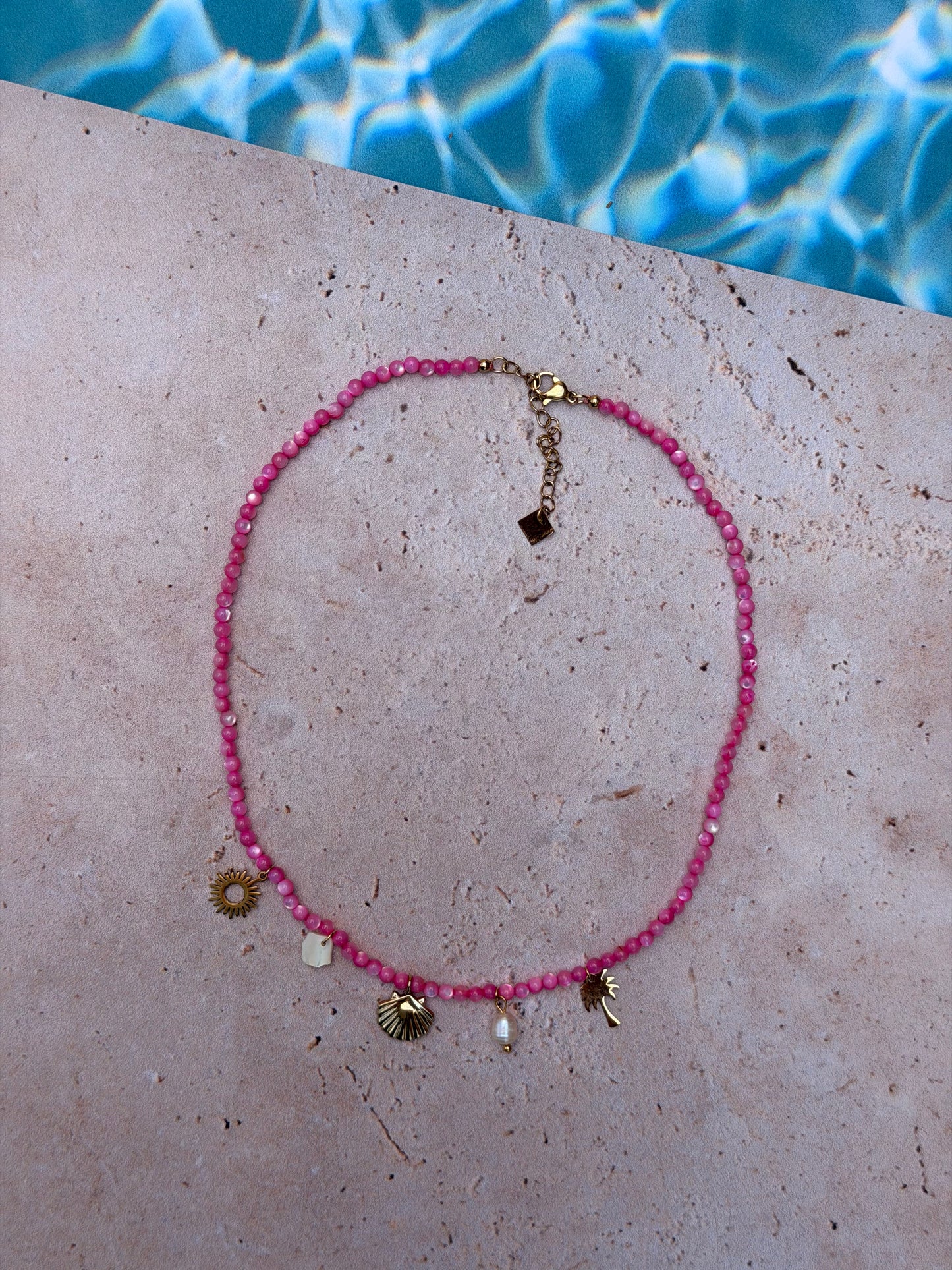 Collier Palm rose 🦩